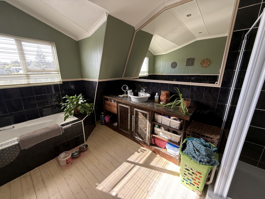 4 Bedroom Property for Sale in Dana Bay Western Cape